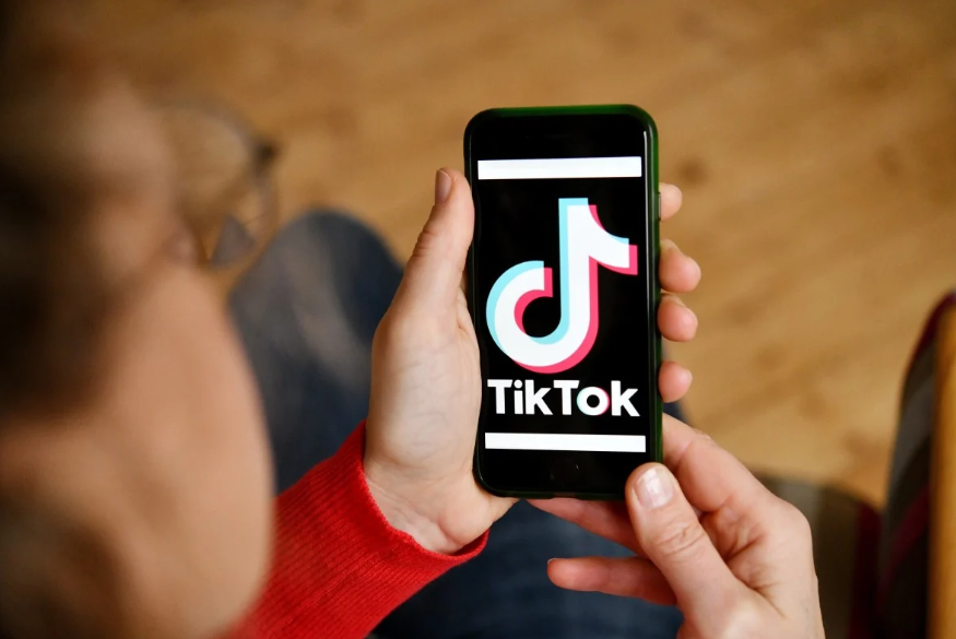 Ứng dụng TikTok có doanh thu cao nhất thế giới, vượt qua Youtube - Ảnh 1. Ứng dụng TikTok có doanh thu cao nhất thế giới, vượt qua Youtube - Ảnh 1.