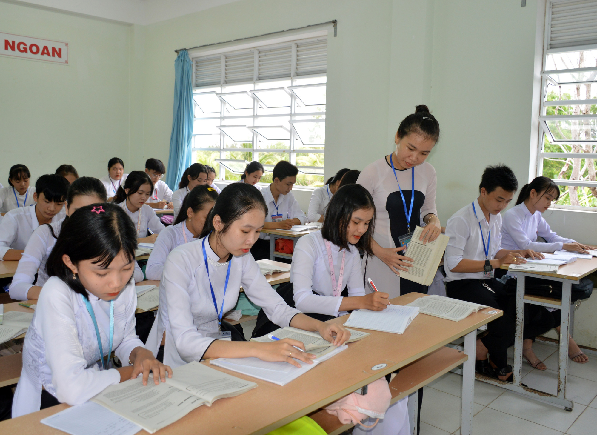 Chuyện chưa kể về cô giáo dạy Truyện Kiều bằng cải lương ở Cà Mau  - Ảnh 3.