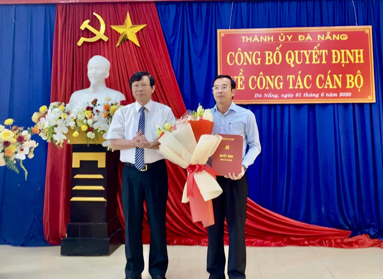 Đà Nẵng điều động, luân chuyển hàng loạt cán bộ - Ảnh 1.