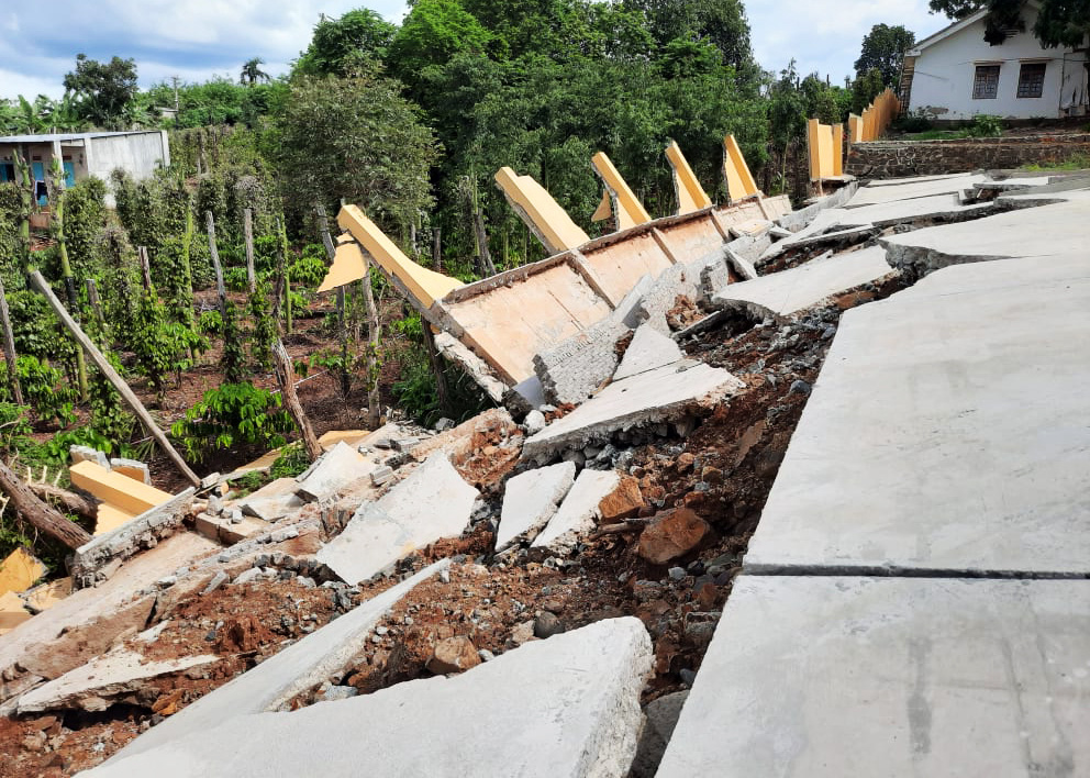Vụ công trình tiền tỷ sập do mưa: Đề nghị kiểm tra lại toàn bộ thiết kế - Ảnh 2.