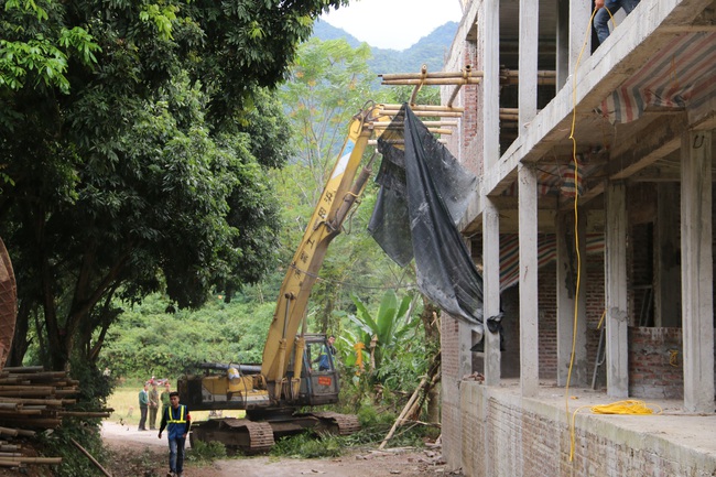 Mai Châu đẩy mạnh công tác quản lý tài nguyên khoáng sản - Ảnh 2.