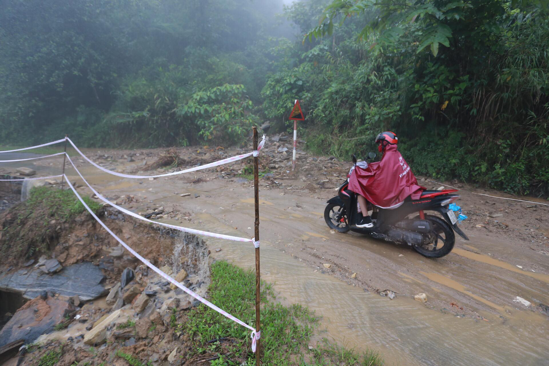 Chủ động phòng ngừa - bớt lo thiên tai - Ảnh 1. Chủ động phòng ngừa - bớt lo thiên tai - Ảnh 1.