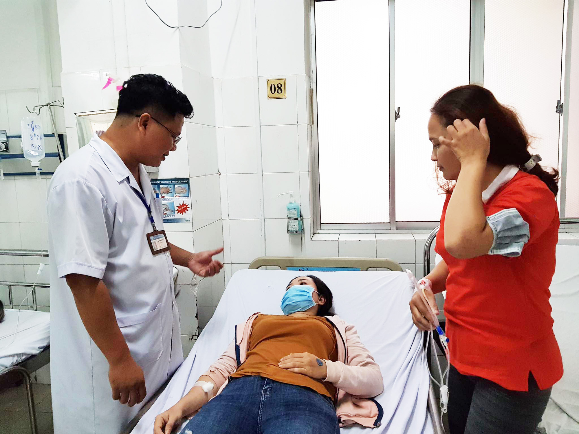 Vụ ngộ độc khí ở Cần Thơ: Vẫn cho công nhân làm việc vì có đơn hàng gấp - Ảnh 1.