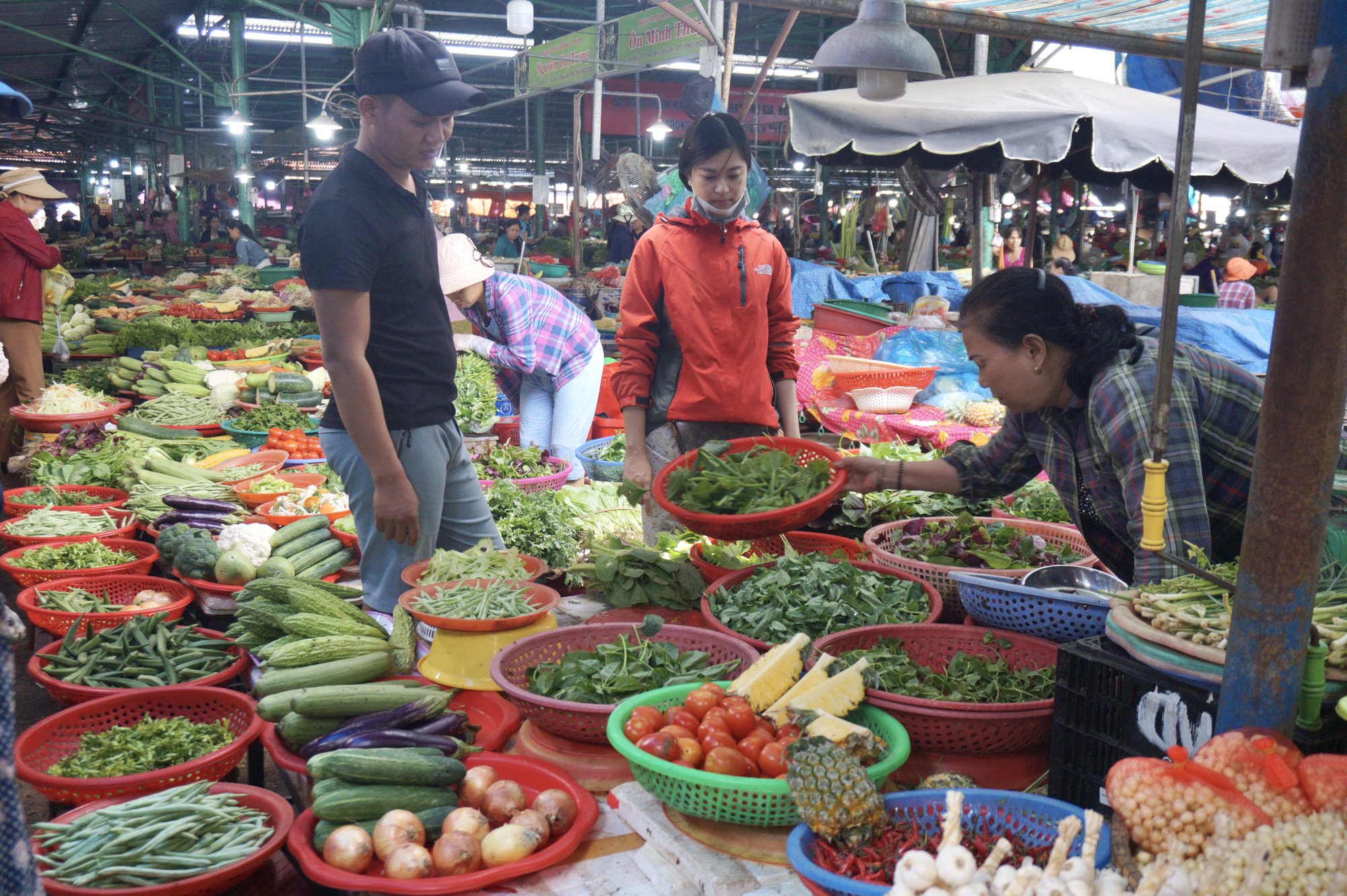 Đà Nẵng: Gía rau quả tăng cao, nông dân phấn khởi - Ảnh 3.