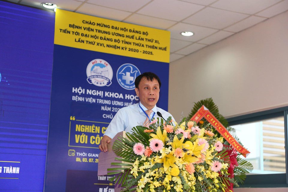 Hơn 500 đại biểu dự Hội nghị khoa học trẻ Bệnh viện T.Ư Huế mở rộng - Ảnh 2. Hơn 500 đại biểu dự Hội nghị khoa học trẻ Bệnh viện T.Ư Huế mở rộng - Ảnh 2.