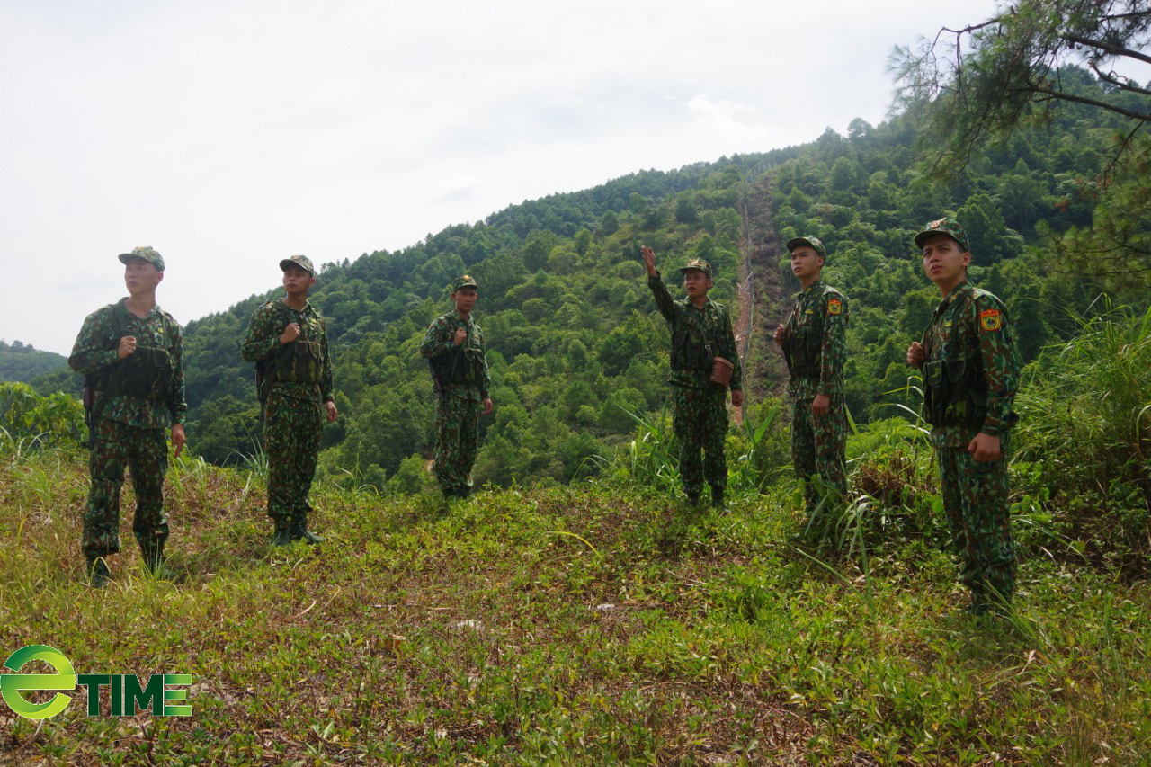 Lạng Sơn: Lập chốt ngăn chặn người xuất nhập cảnh trái phép - Ảnh 2. Lạng Sơn: Lập chốt ngăn chặn người xuất nhập cảnh trái phép - Ảnh 2.