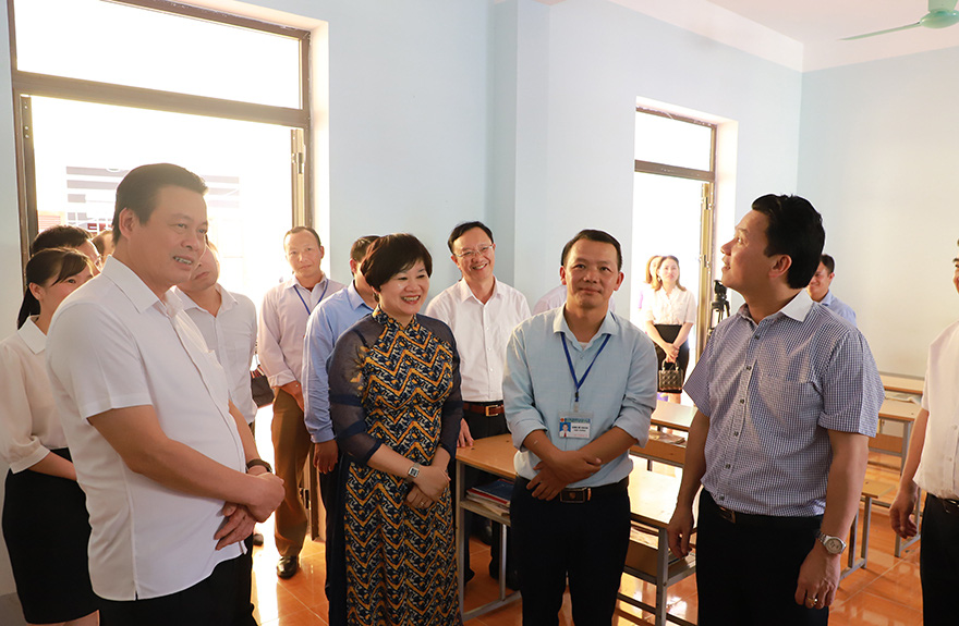 Khánh thành các công trình chào mừng Đại hội Đảng bộ Agribank lần thứ X, nhiệm kỳ 2020 - 2025 - Ảnh 6. Khánh thành các công trình chào mừng Đại hội Đảng bộ Agribank lần thứ X, nhiệm kỳ 2020 - 2025 - Ảnh 6.