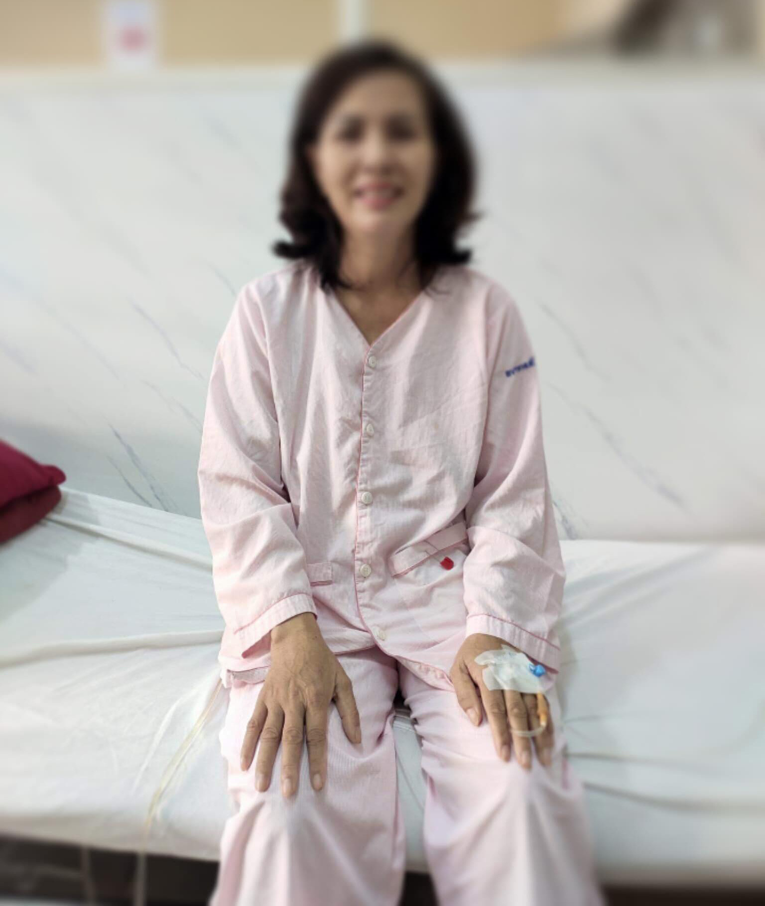 Bệnh viện T.Ư Huế thực hiện thành công ca ghép thận tự thân đầu tiên  - Ảnh 2.