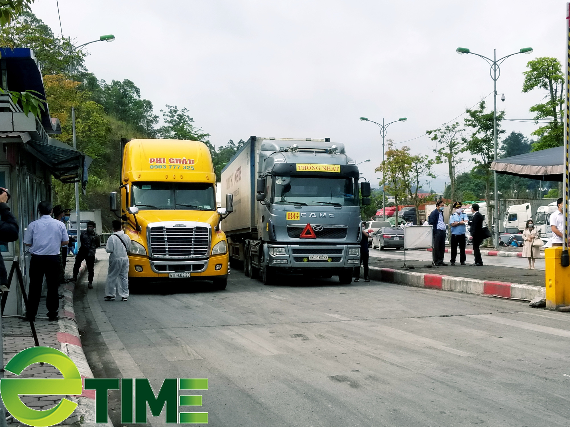 Lạng Sơn: Khôi phục chốt kiểm dịch dã chiến và duy trì Đội lái xe chuyên trách tại cửa khẩu - Ảnh 1. Lạng Sơn: Khôi phục chốt kiểm dịch dã chiến và duy trì Đội lái xe chuyên trách tại cửa khẩu - Ảnh 1.