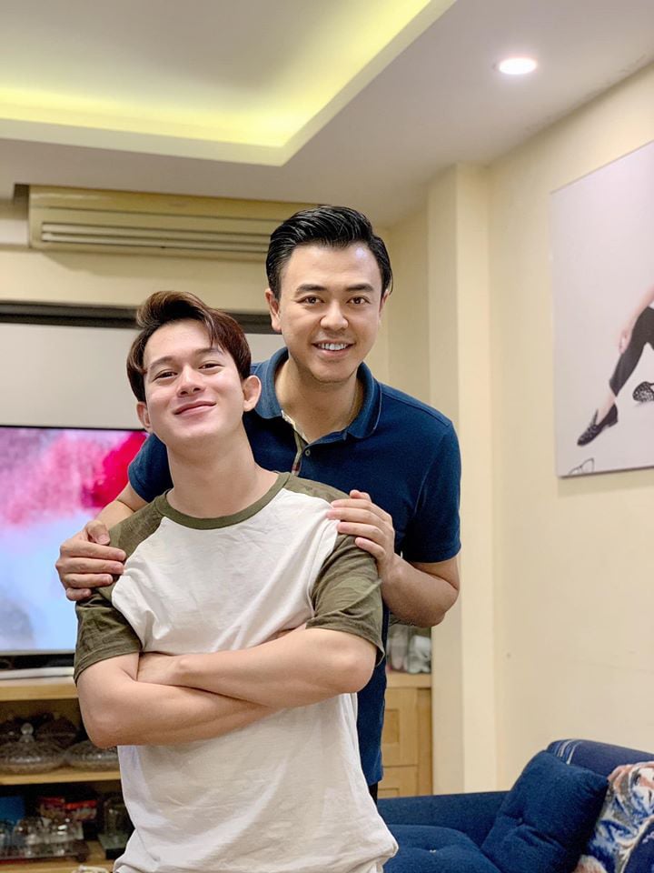 Chi Pu, Elly Trần siêu gợi cảm dù diện đồ “siêu giản dị”, BB Trần để lộ sở thích “quái đản” - Ảnh 8.