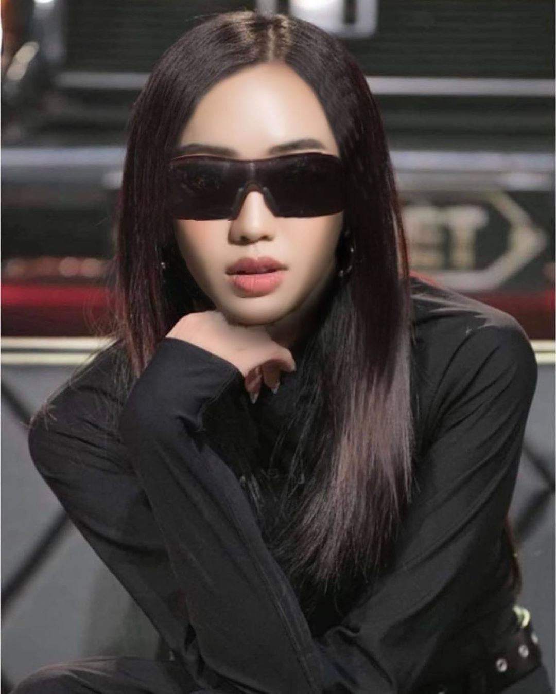 “Nữ hoàng rap Việt” phản ứng lạ khi được “fan cứng” nổi tiếng thổ lộ tình cảm, đòi làm “đệ tử ruột” - Ảnh 1.