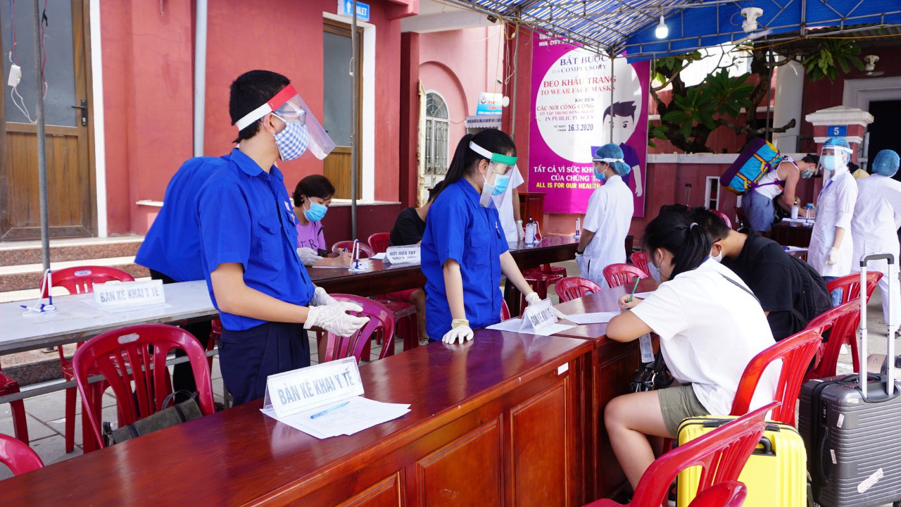 Huế: Giá phòng dự kiến phục vụ cách ly có thu phí cao nhất là 1,8 triệu đồng/phòng  - Ảnh 1.