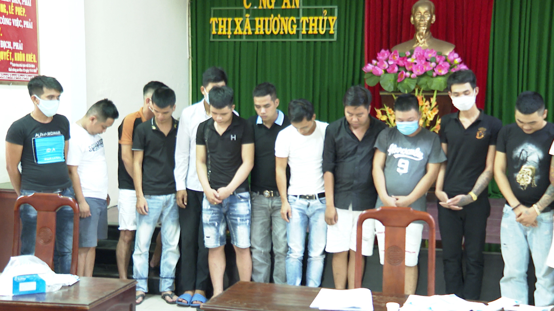 TT-Huế: 30 đối tượng “phê” ma túy tại động lắc ở khu đô thị sang trọng  - Ảnh 1.
