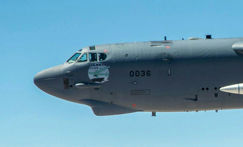 B-52 xuất hiện kèm vũ khí siêu thanh AGM-183A: Nga phát hoảng - Ảnh 8.