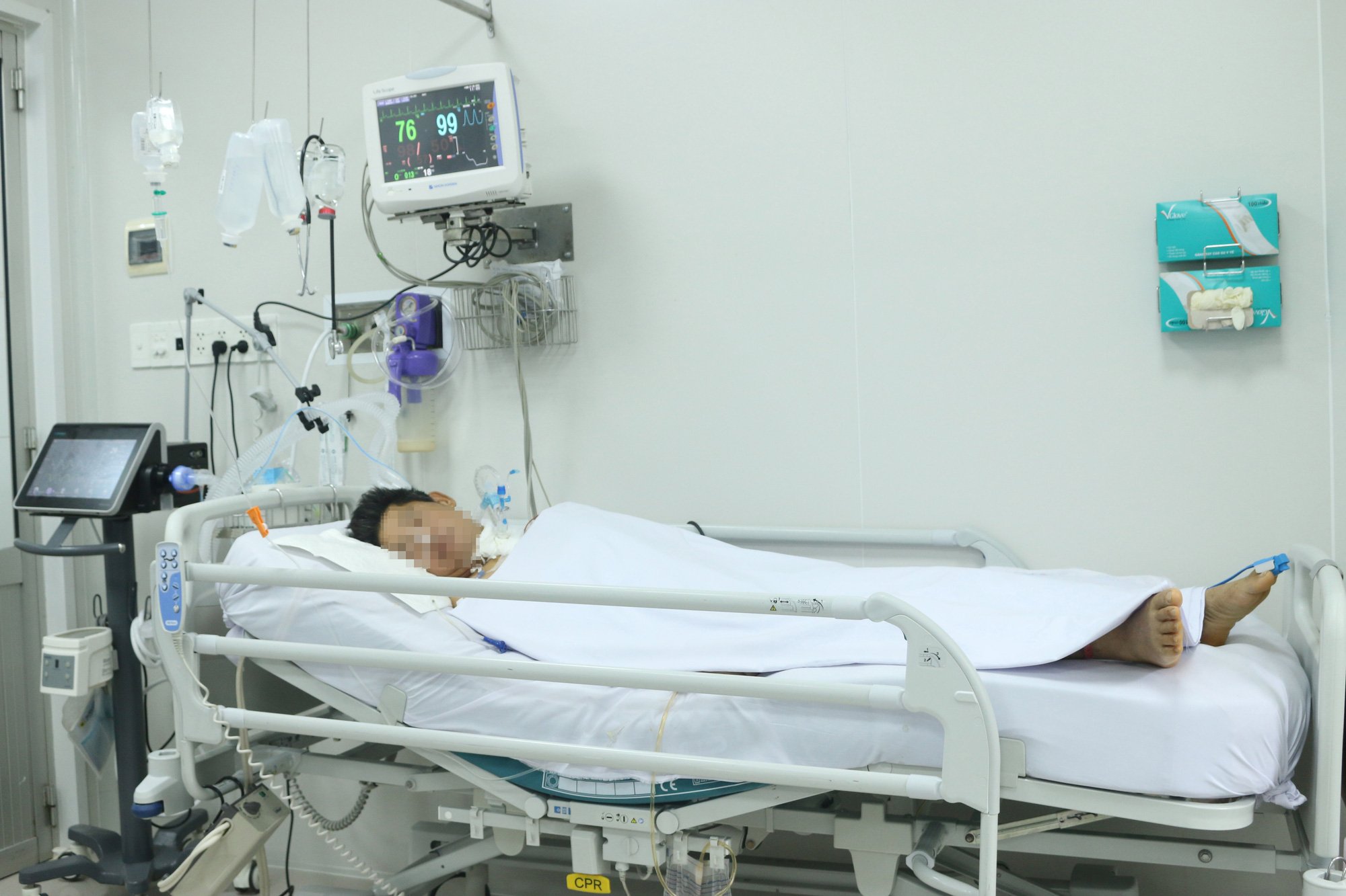 Bệnh viện Chợ Rẫy có thêm 1 ca ngộ độc botulinum - Ảnh 1.
