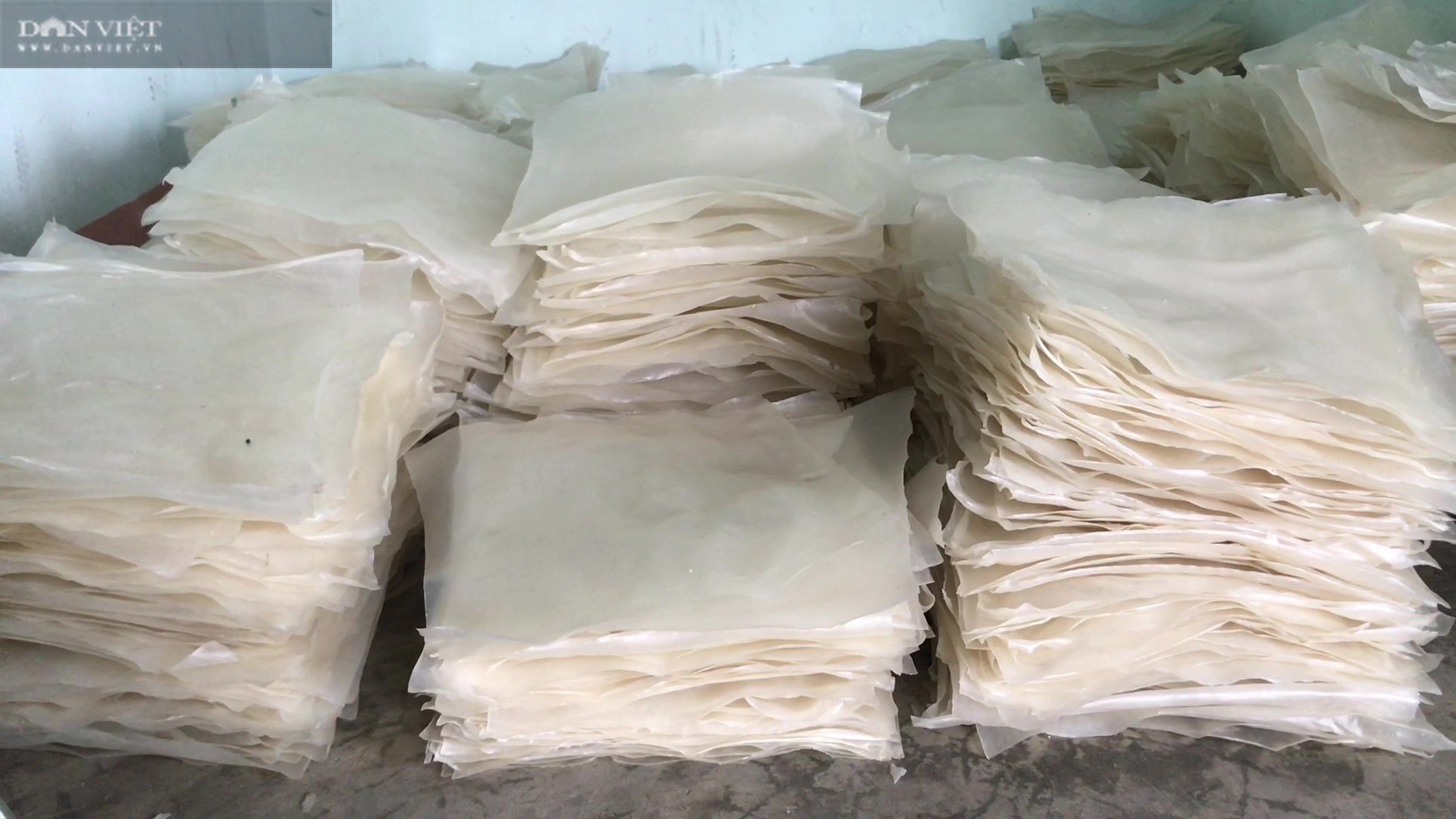 Quảng Nam: Làng bánh tráng Đại Lộc đỏ lửa ngày đêm “chạy đua” với Tết - Ảnh 5.