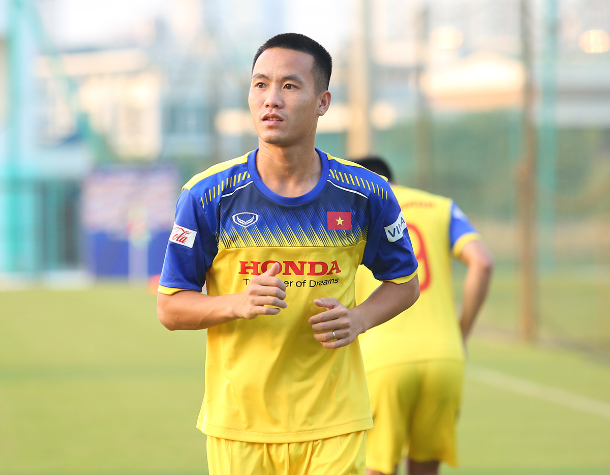 Tô Văn Vũ: Từ lời khuyên của thầy Park đến sự thăng hoa tại V.League 2021 - Ảnh 3.