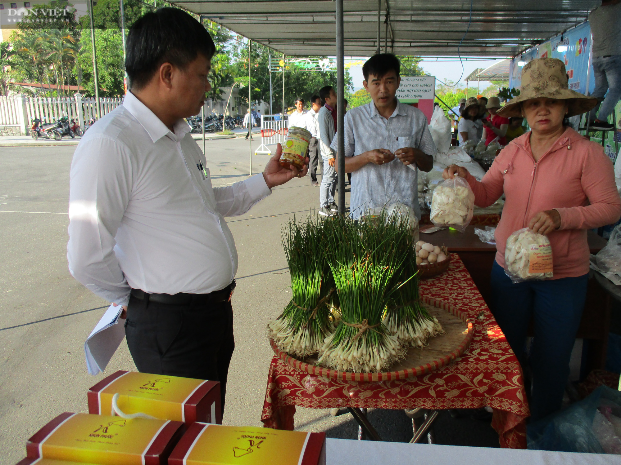 Đà Nẵng: Trồng cây có củ màu trắng ngà, cay nồng, nông dân Hòa Nhơn bội thu dịp Tết - Ảnh 6.