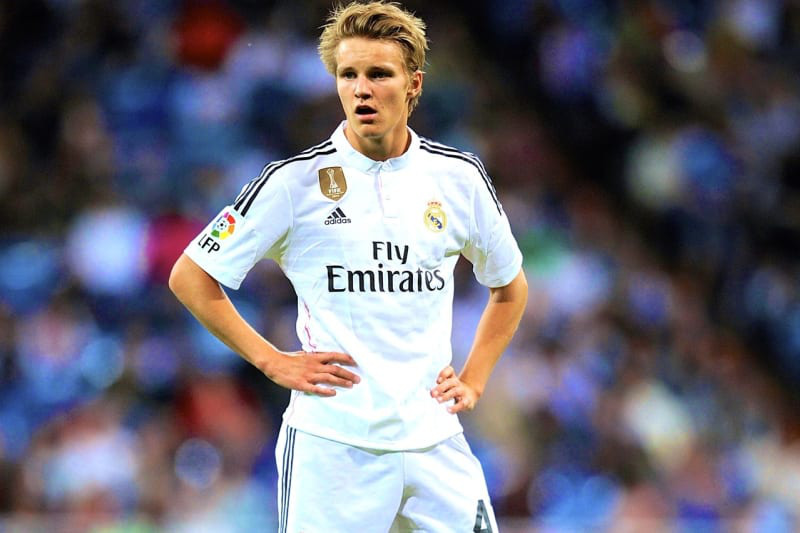 Odegaard có cơ hội thử sức ở Premier League.