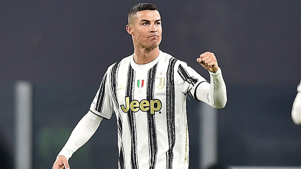 Ronaldo đứng thứ 2 trong danh sách ghi bàn nhiều nhất thế giới.