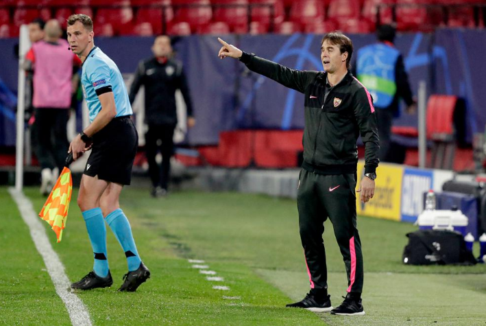 HLV Lopetegui không phục khi để thua Dortmund.