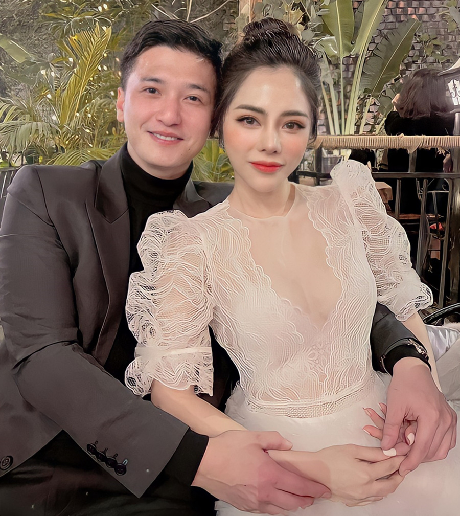 Vợ sắp cưới của Huỳnh Anh tuy đã U40 nhưng vẫn cực kỳ nóng bỏng, gợi cảm - Ảnh 3.
