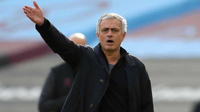 Mourinho không phục về trận thua này.