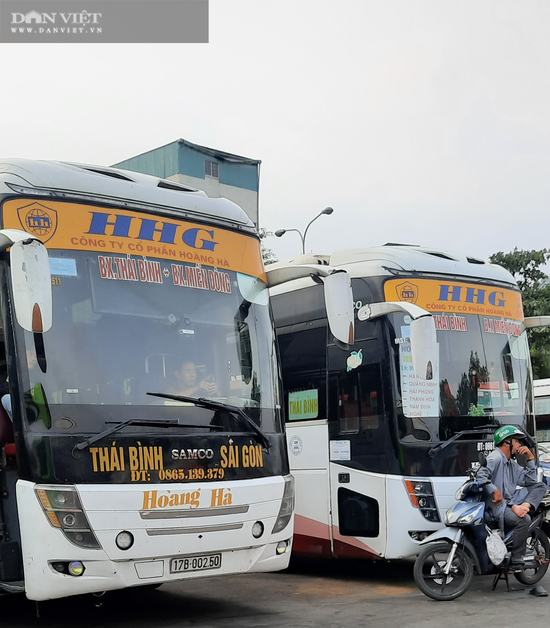 Nhiều xe khách vẫn đón, trả khách &quot;chui&quot; ở khu vực bến xe miền Đông cũ - Ảnh 3.