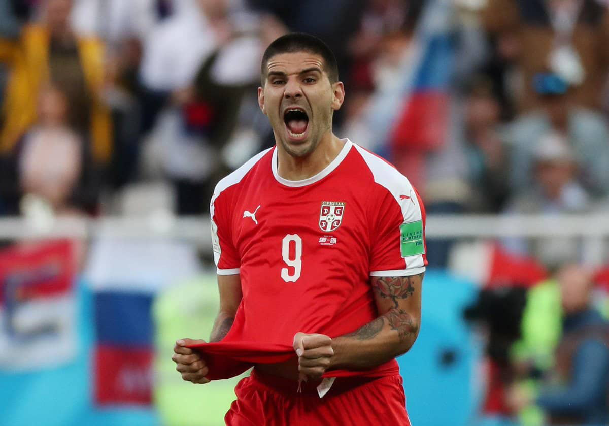 Mitrovic trở thành huyền thoại của bóng đá Serbia.