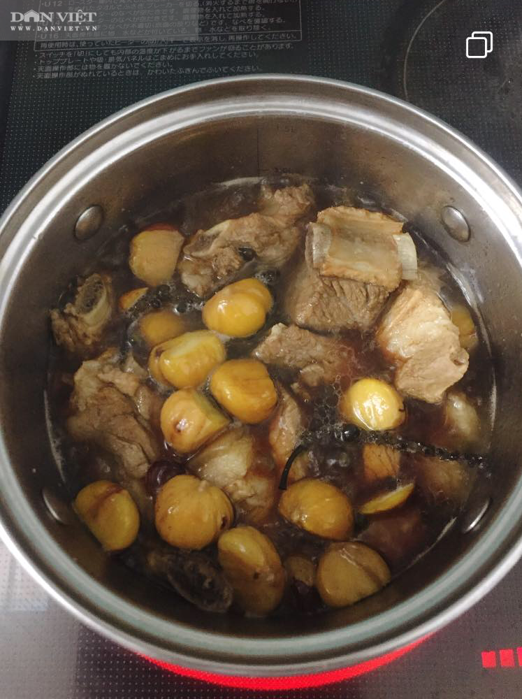 Lạ miệng với sườn non và thịt ba chỉ heo kho tiêu hạt dẻ - Ảnh 2.