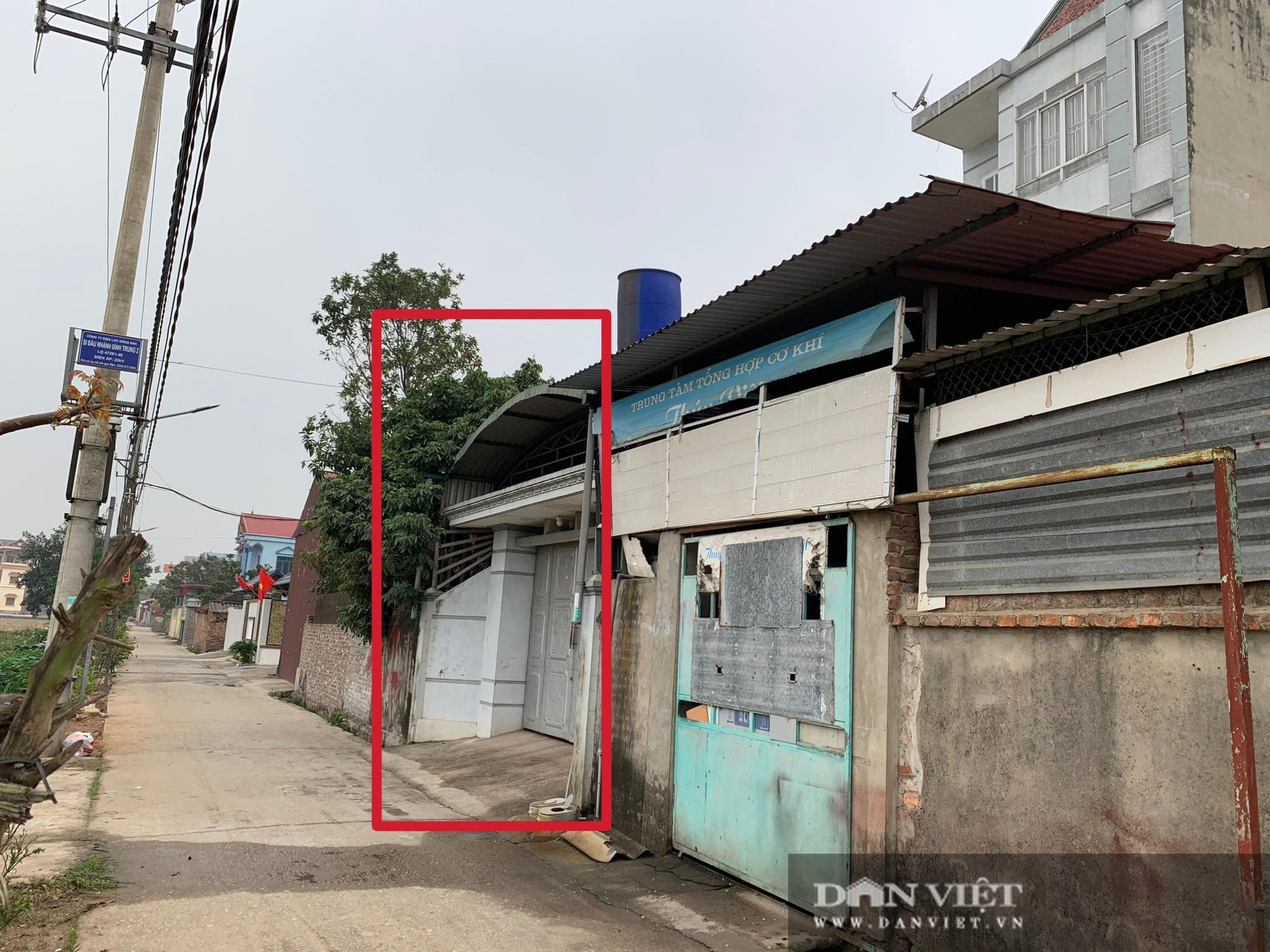 Hà Nội: Em bị đâm chết, anh trai nghi vẫn còn nhiều uẩn khúc? - Ảnh 1.