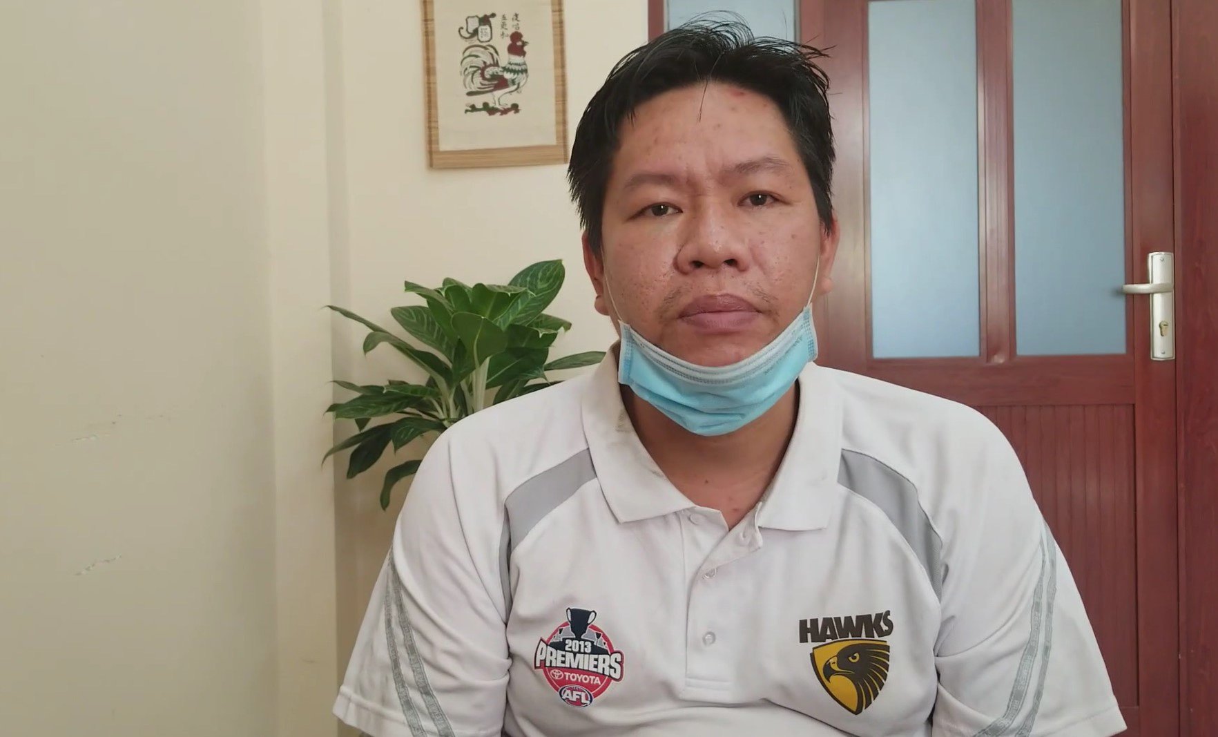 Em mượn tiền &quot;giang hồ&quot; không trả, chị gái bị &quot;khủng bố&quot; bằng sơn, mắn tôm, chất bẩn - Ảnh 1.