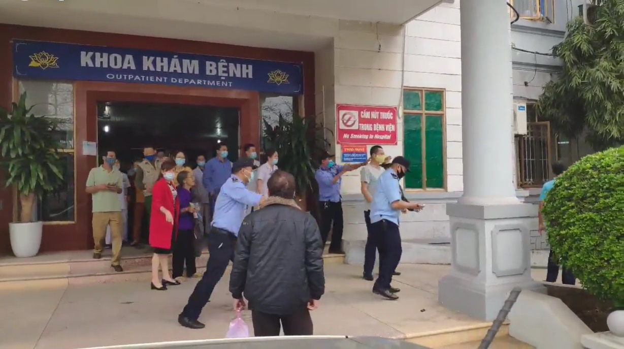 Tuyên Quang: Loạn đả ngay trong Bệnh viện Đa khoa tỉnh - Ảnh 2.