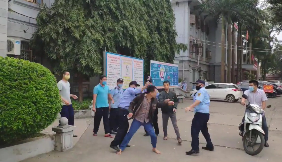 Tuyên Quang: Loạn đả ngay trong Bệnh viện Đa khoa tỉnh - Ảnh 1.