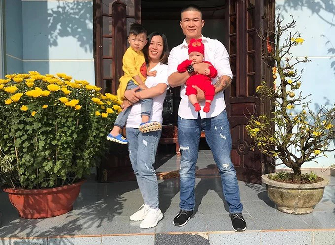Võ sĩ Trương Đình Hoàng: Hổ báo trên võ đài, về nhà thua... vợ - Ảnh 3.