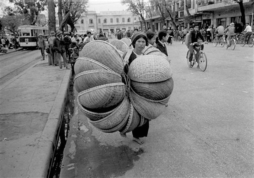 Ảnh để đời những chuyến tàu điện ở Hà Nội năm 1973 - Ảnh 8.