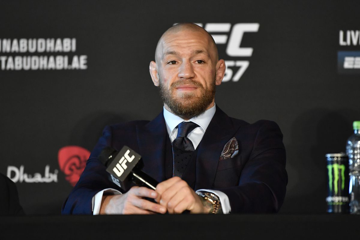 Super League tan rã, &quot;Gã điên&quot; McGregor tuyên bố muốn mua M.U - Ảnh 1.