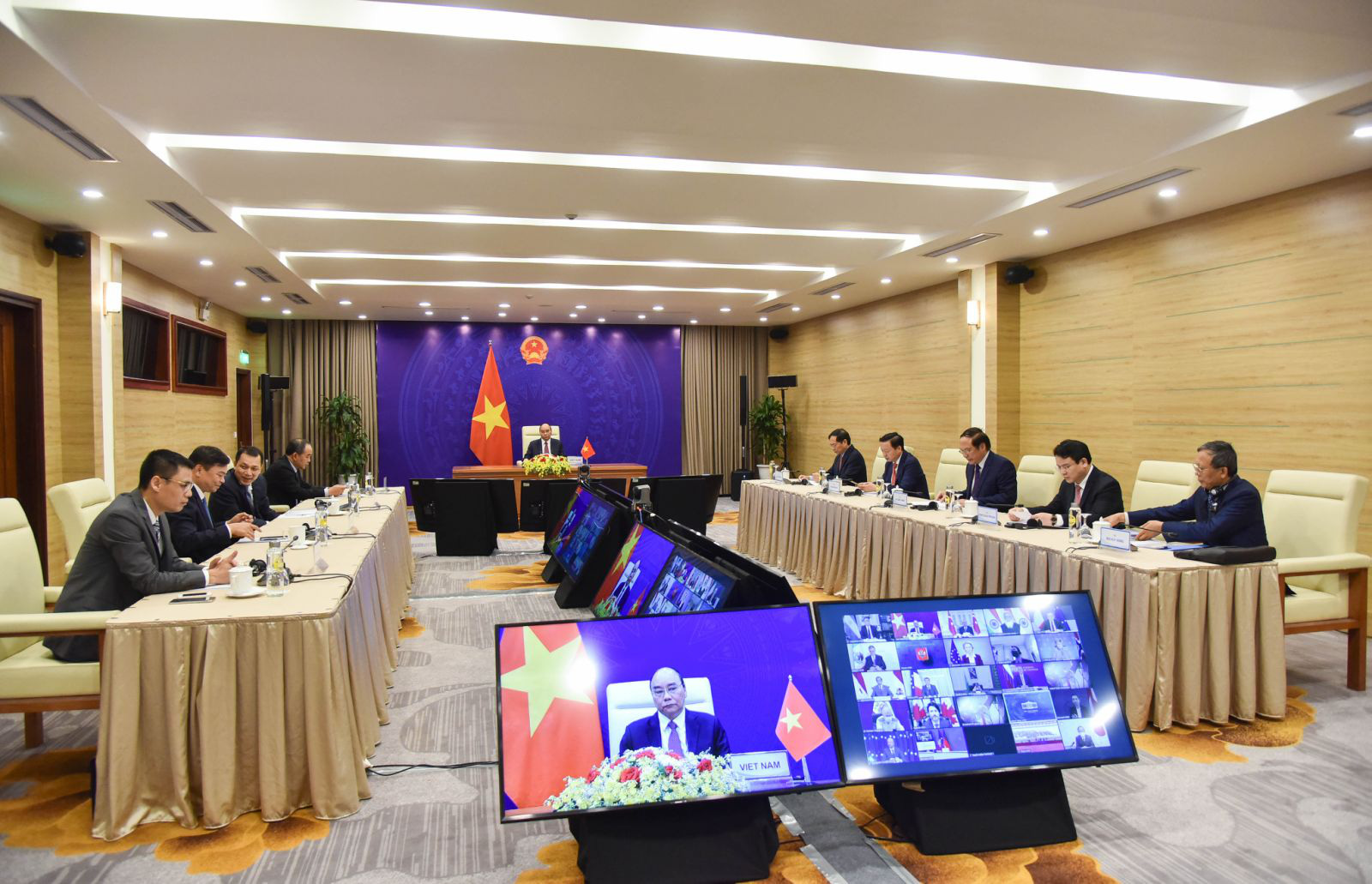 Chủ tịch nước Nguyễn Xuân Phúc dự Hội nghị thượng đỉnh Khí hậu theo lời mời của Tổng thống Mỹ Biden - Ảnh 3.
