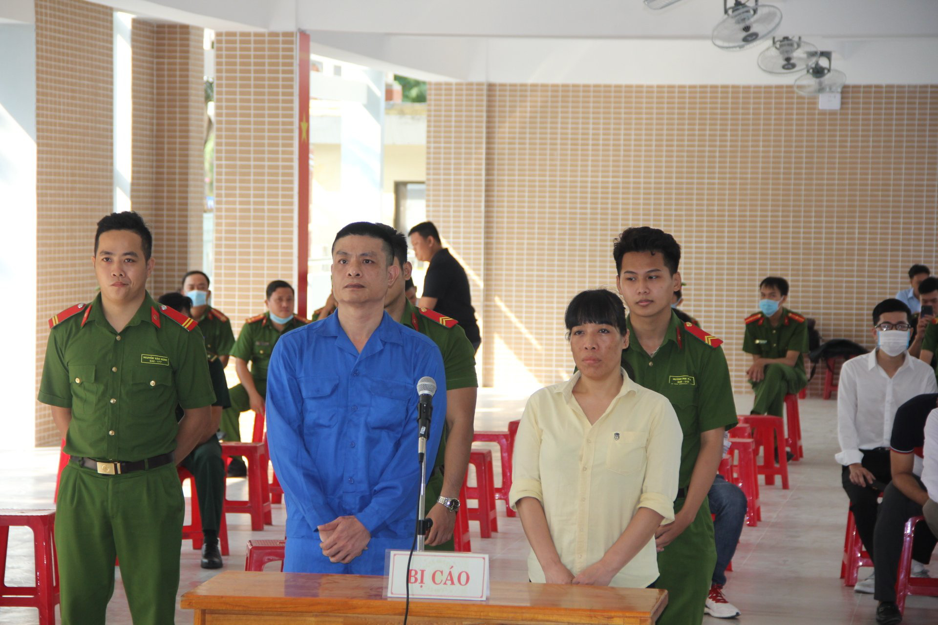 Kẻ án tử, người chung thân vì vận chuyển ma túy thuê  - Ảnh 1.