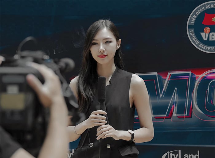 Nữ MC xinh đẹp của làng Esports tiết lộ góc khuất trong nghề  - Ảnh 8.