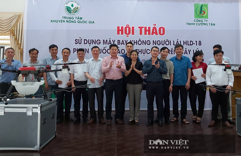 Nông nghiệp công nghệ cao: Máy bay không người lái &quot;ôm&quot; 20ha lúa chỉ trong &quot;nháy mắt&quot;, năng xuất lúa cao, nông dân lại khỏe - Ảnh 9.