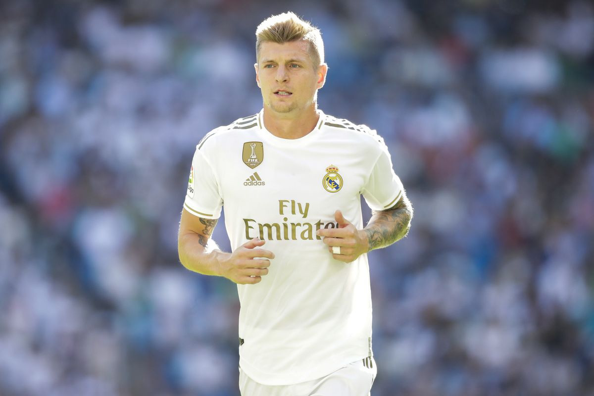 Kroos vẫn là tiền vệ khó thay thế ở Real Madrid.