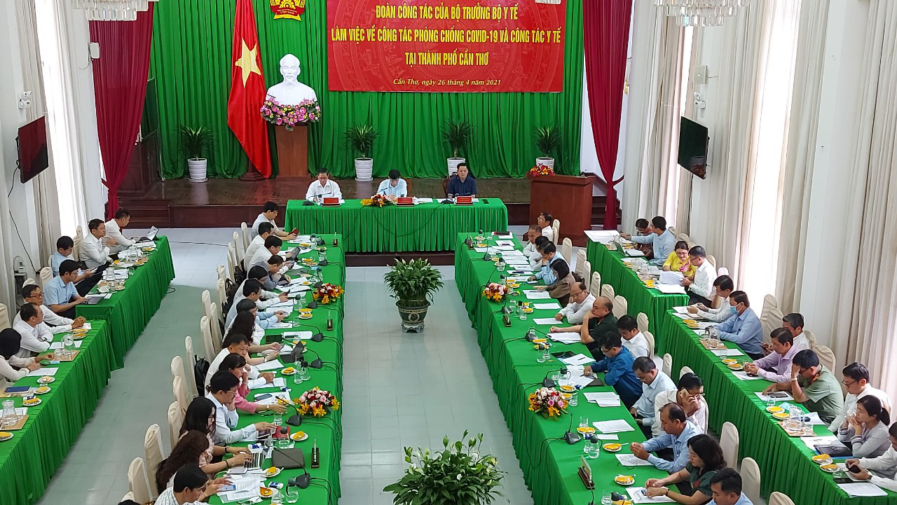 Cần Thơ: Ca nhiễm Covid-19 nặng sẽ điều trị tại chỗ không chuyển lên TP.HCM - Ảnh 1.