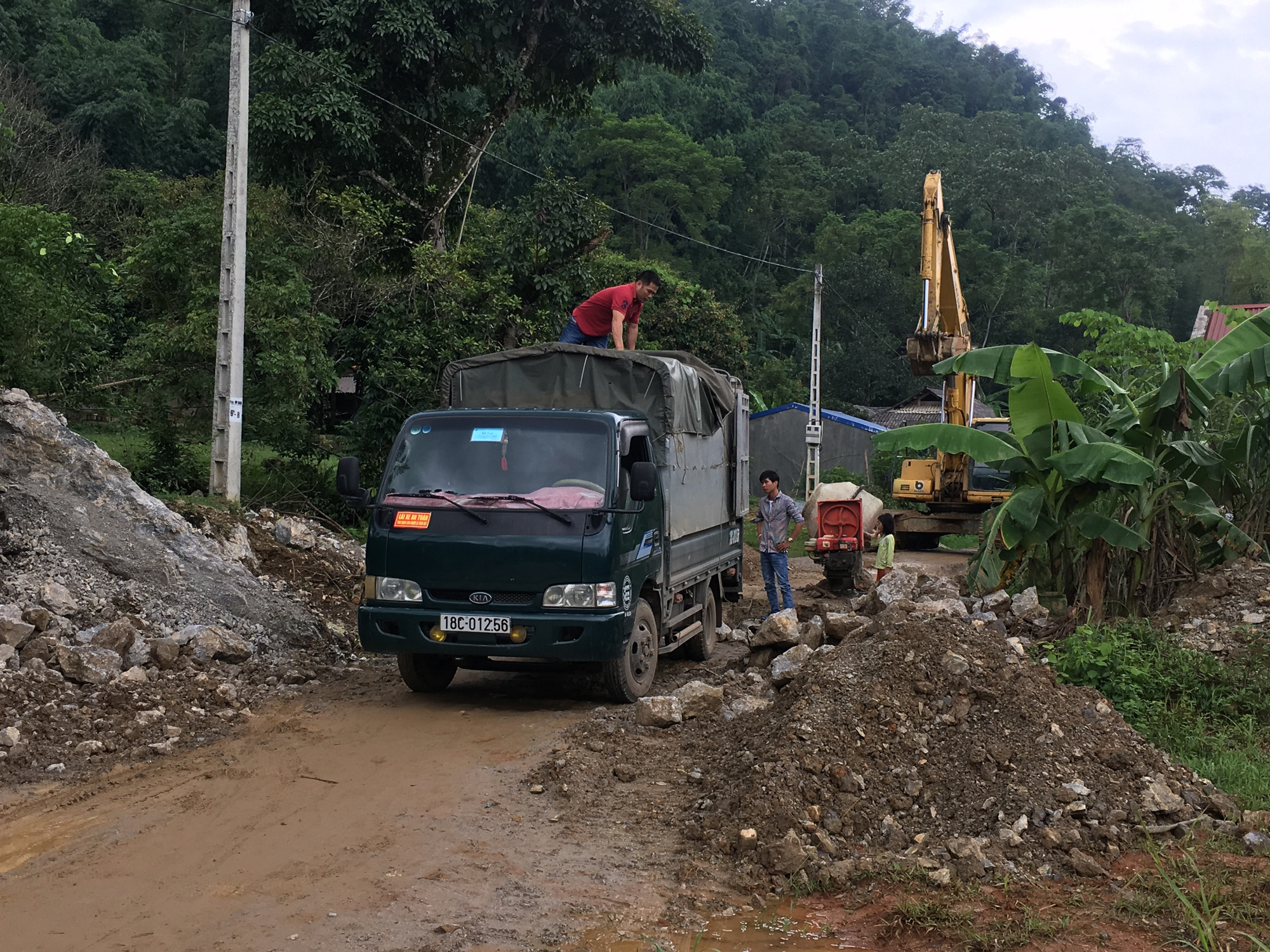Người dân Vân Hồ: Góp sức cùng chính quyền xây dựng nông thôn mới - Ảnh 2. Người dân Vân Hồ: Góp sức cùng chính quyền xây dựng nông thôn mới - Ảnh 2.
