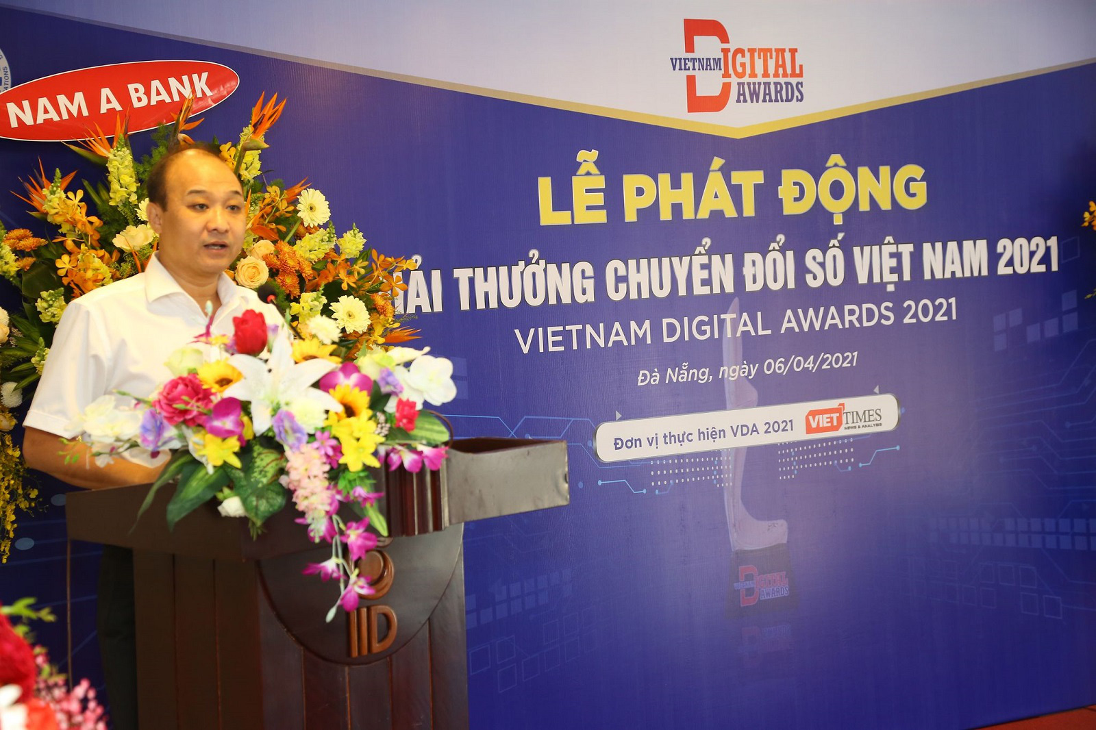 Phát động giải thưởng Chuyển đổi số Việt Nam năm 2021 - Ảnh 2. Phát động giải thưởng Chuyển đổi số Việt Nam năm 2021 - Ảnh 2.