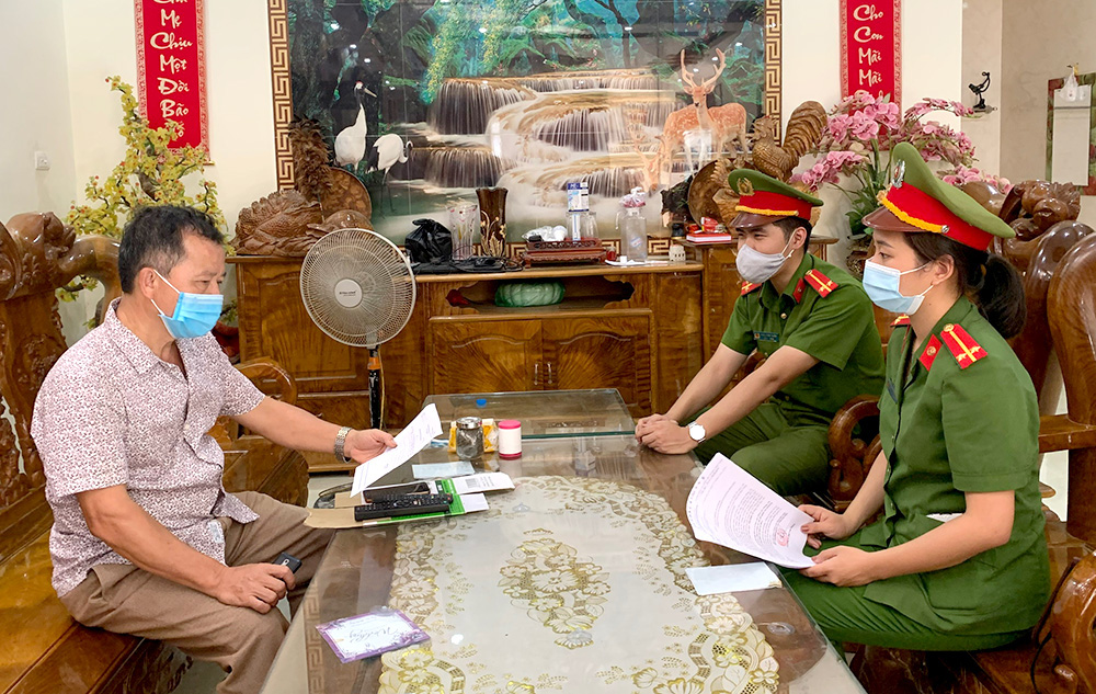 Công khai danh tính người nhiễm, nghi nhiễm Covid-19 trái phép có thể bị phạt đến 20 triệu đồng - Ảnh 1.