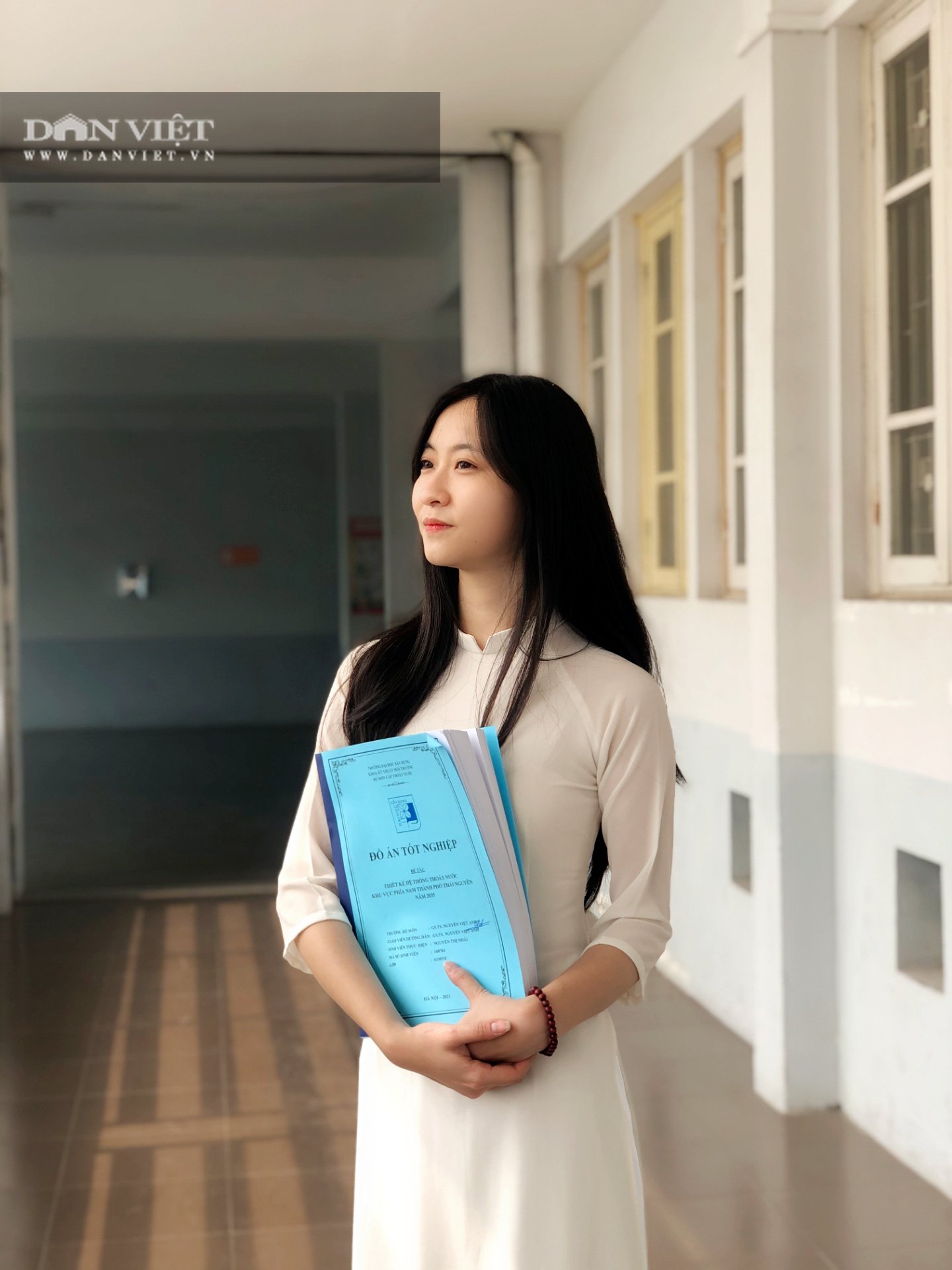 Nữ Thủ khoa đầu ra duy nhất của trường Đại học Xây dựng: Từng &quot;nếm mùi&quot; trượt nguyện vọng, thi trượt môn - Ảnh 1.
