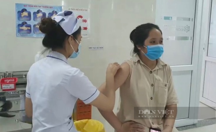 Đồng Nai vừa được phân bổ 500.000 liều vaccine Covid-19, lại điệp khúc thiếu kim tiêm - Ảnh 1.