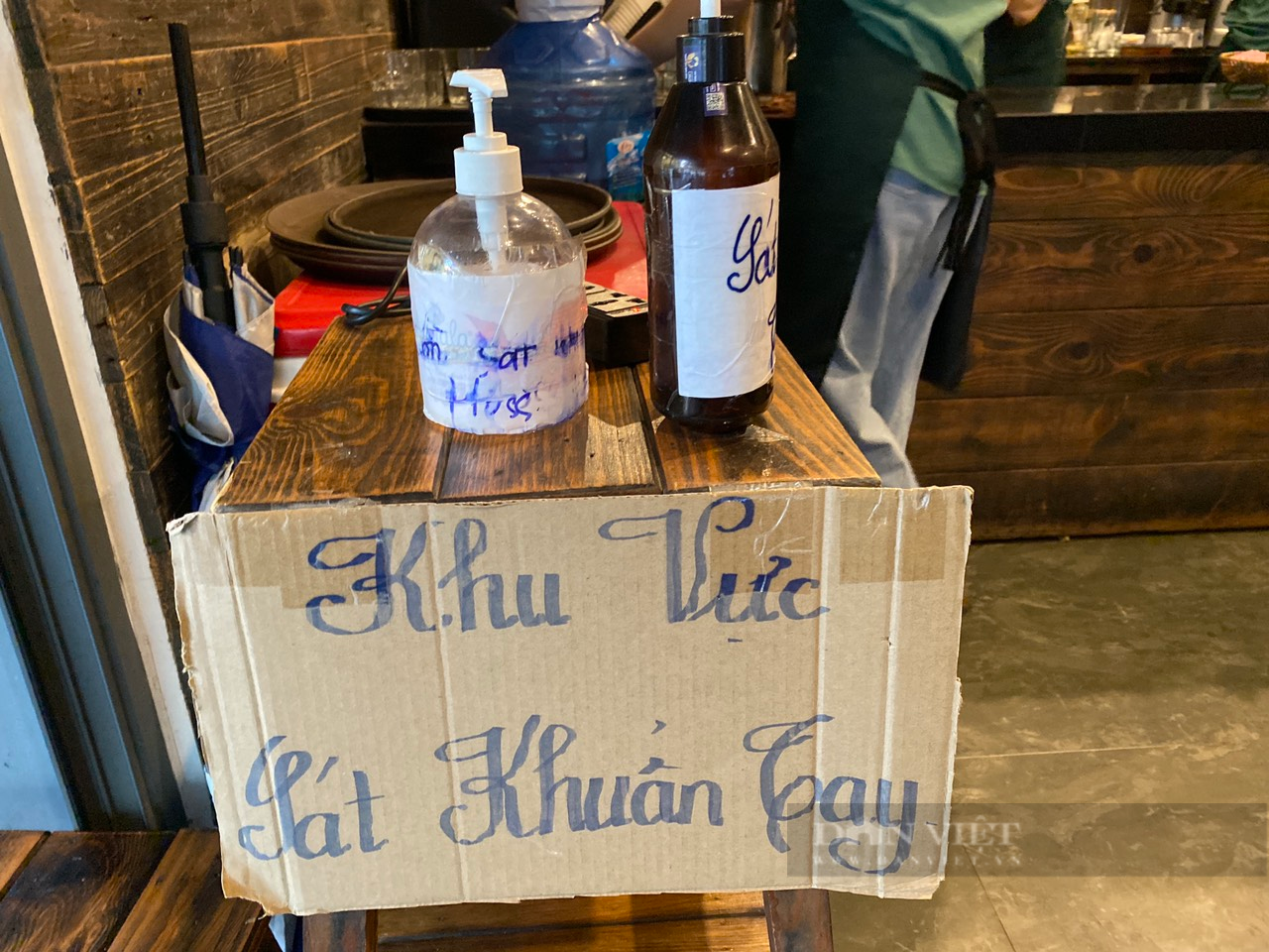 Đà Nẵng: Nhiều hàng quán chưa mặn mà với quét mã QR - Ảnh 4.