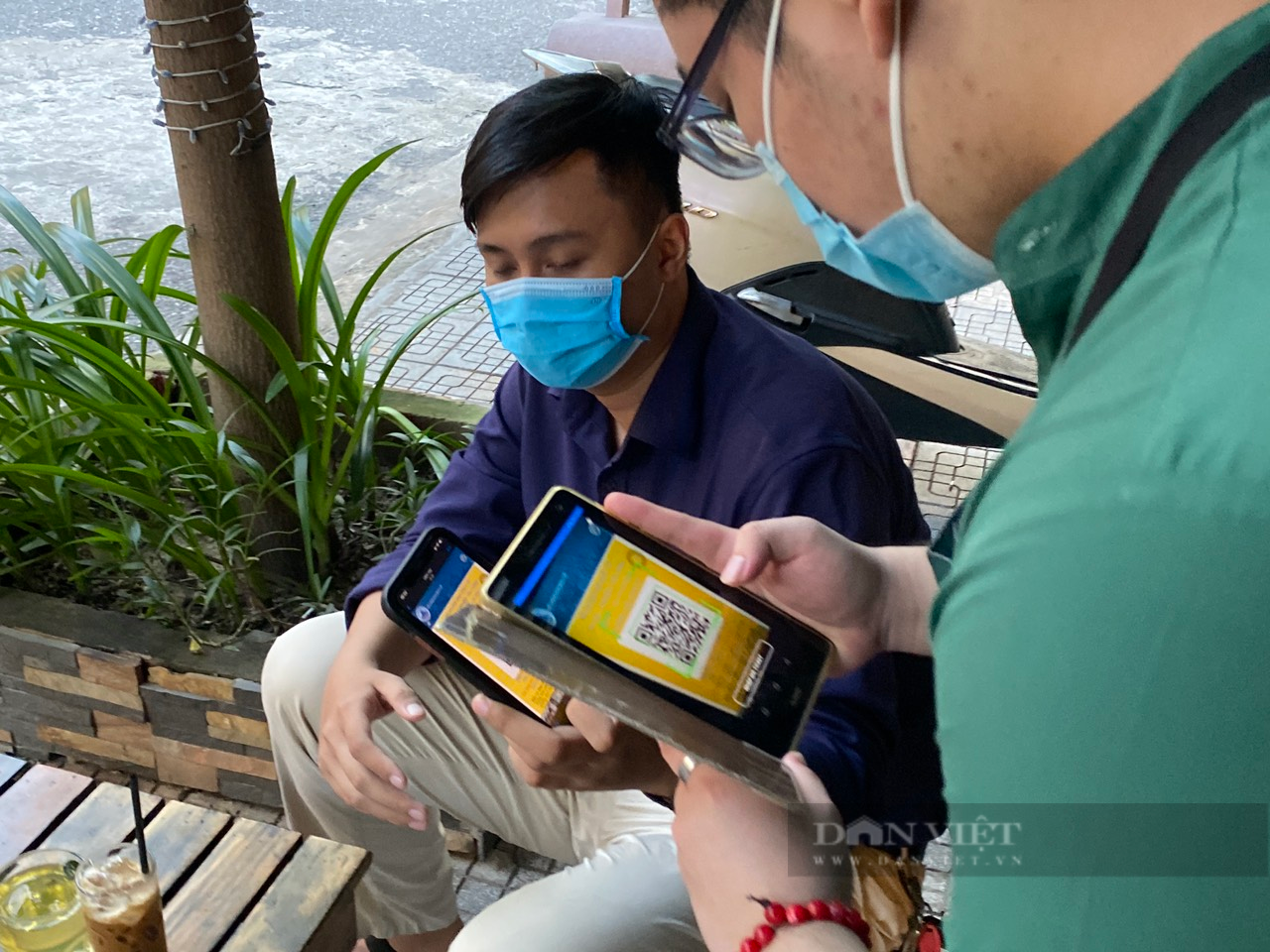 Đà Nẵng: Nhiều hàng quán chưa mặn mà với quét mã QR - Ảnh 5.